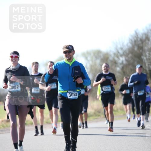 06.04.2025 - 44. Internationalen Wilhelmsburger Insellauf Jannik Wohlers http://msf.ph/oto/7599656 06.04.2025 10:40:43 Laufen 3082, 056, 2010, 3083, 3006, 3620 meine-sportfotos.de