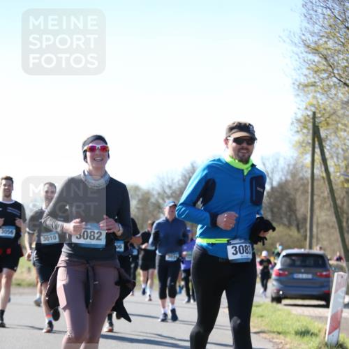 06.04.2025 - 44. Internationalen Wilhelmsburger Insellauf Jannik Wohlers http://msf.ph/oto/7599678 06.04.2025 10:40:45 Laufen 3056, 3010, 3082, 06, 308, 3029 meine-sportfotos.de