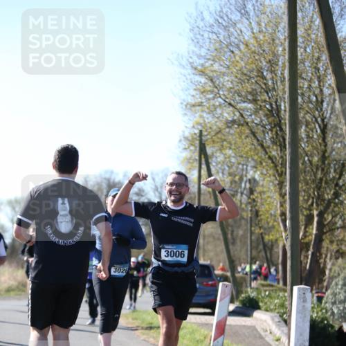 06.04.2025 - 44. Internationalen Wilhelmsburger Insellauf Jannik Wohlers http://msf.ph/oto/7599723 06.04.2025 10:40:48 Laufen 3026, 3006 meine-sportfotos.de
