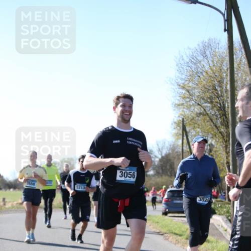 06.04.2025 - 44. Internationalen Wilhelmsburger Insellauf Jannik Wohlers http://msf.ph/oto/7599768 06.04.2025 10:40:50 Laufen 3888, 5213, 3056, 3026 meine-sportfotos.de