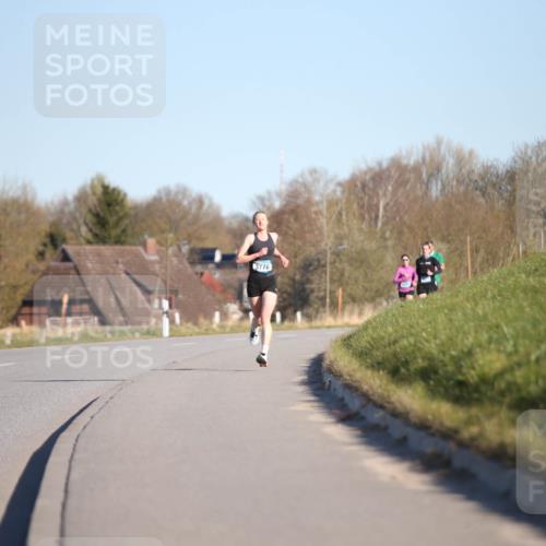 06.04.2025 - 44. Internationalen Wilhelmsburger Insellauf Jannik Wohlers http://msf.ph/oto/7599782 06.04.2025 09:18:32 Laufen 3776 meine-sportfotos.de
