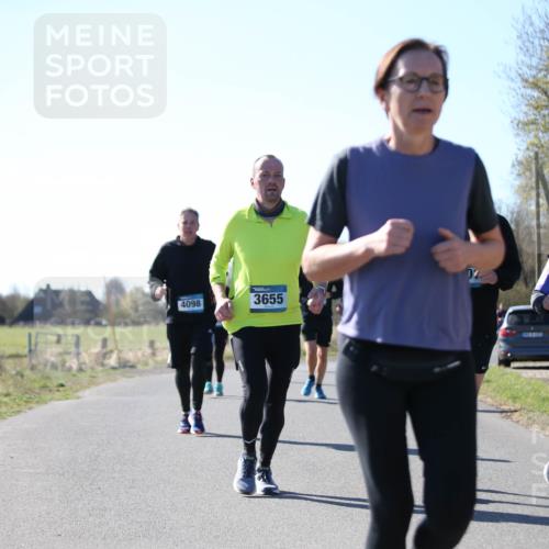 06.04.2025 - 44. Internationalen Wilhelmsburger Insellauf Jannik Wohlers http://msf.ph/oto/7599796 06.04.2025 10:40:54 Laufen 4098, 3655, 4442 meine-sportfotos.de