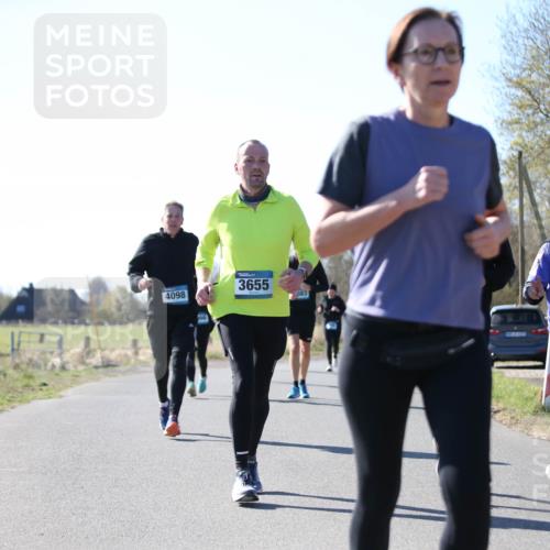 06.04.2025 - 44. Internationalen Wilhelmsburger Insellauf Jannik Wohlers http://msf.ph/oto/7599799 06.04.2025 10:40:54 Laufen 4098, 3655, 4442 meine-sportfotos.de