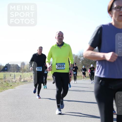 06.04.2025 - 44. Internationalen Wilhelmsburger Insellauf Jannik Wohlers http://msf.ph/oto/7599803 06.04.2025 10:40:54 Laufen 4098, 3655, 4442 meine-sportfotos.de