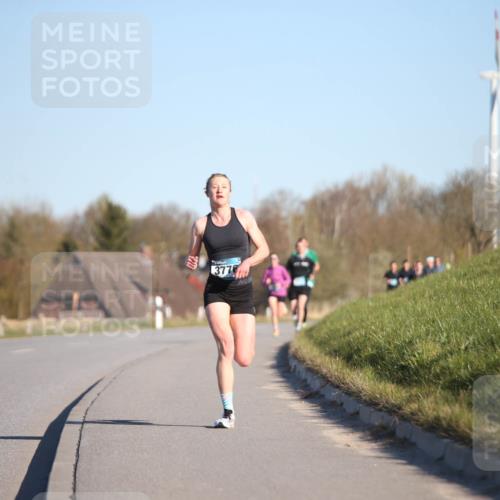 06.04.2025 - 44. Internationalen Wilhelmsburger Insellauf Jannik Wohlers http://msf.ph/oto/7599833 06.04.2025 09:18:39 Laufen 377 meine-sportfotos.de