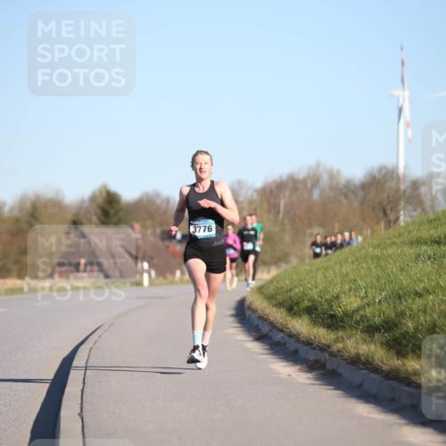 06.04.2025 - 44. Internationalen Wilhelmsburger Insellauf Jannik Wohlers http://msf.ph/oto/7599843 06.04.2025 09:18:39 Laufen 3776 meine-sportfotos.de
