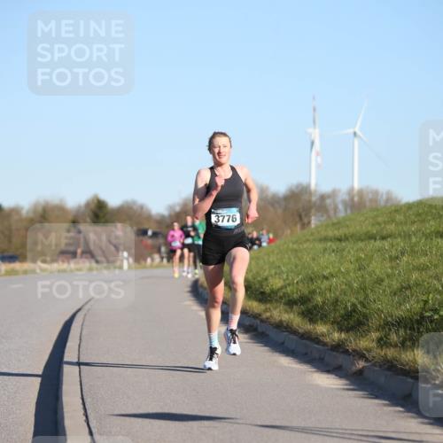 06.04.2025 - 44. Internationalen Wilhelmsburger Insellauf Jannik Wohlers http://msf.ph/oto/7599854 06.04.2025 09:18:41 Laufen 3776 meine-sportfotos.de