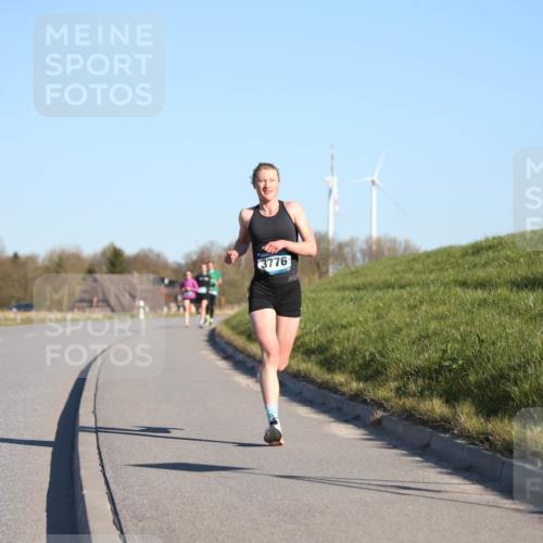 06.04.2025 - 44. Internationalen Wilhelmsburger Insellauf Jannik Wohlers http://msf.ph/oto/7599890 06.04.2025 09:18:41 Laufen 3776 meine-sportfotos.de