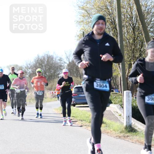 06.04.2025 - 44. Internationalen Wilhelmsburger Insellauf Jannik Wohlers http://msf.ph/oto/7599907 06.04.2025 10:41:03 Laufen 3723, 3816, 31, 439, 3904, 3905 meine-sportfotos.de
