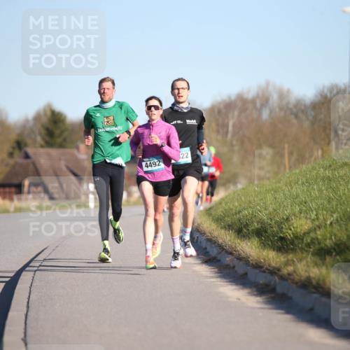 06.04.2025 - 44. Internationalen Wilhelmsburger Insellauf Jannik Wohlers http://msf.ph/oto/7599959 06.04.2025 09:18:49 Laufen 4492, 22 meine-sportfotos.de