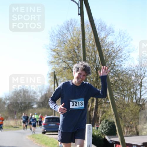 06.04.2025 - 44. Internationalen Wilhelmsburger Insellauf Jannik Wohlers http://msf.ph/oto/7599964 06.04.2025 10:41:10 Laufen 3213 meine-sportfotos.de