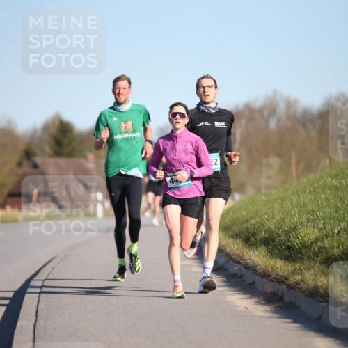 06.04.2025 - 44. Internationalen Wilhelmsburger Insellauf Jannik Wohlers http://msf.ph/oto/7599965 06.04.2025 09:18:50 Laufen 22 meine-sportfotos.de