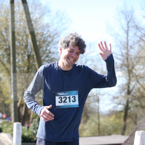 06.04.2025 - 44. Internationalen Wilhelmsburger Insellauf Jannik Wohlers http://msf.ph/oto/7599986 06.04.2025 10:41:10 Laufen 44, 3213 meine-sportfotos.de