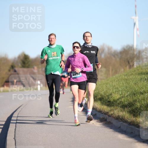 06.04.2025 - 44. Internationalen Wilhelmsburger Insellauf Jannik Wohlers http://msf.ph/oto/7599987 06.04.2025 09:18:51 Laufen 4492 meine-sportfotos.de