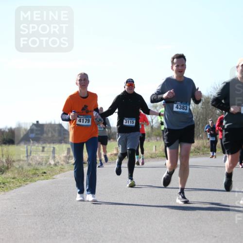 06.04.2025 - 44. Internationalen Wilhelmsburger Insellauf Jannik Wohlers http://msf.ph/oto/7600043 06.04.2025 10:41:24 Laufen 4179, 3115, 4379, 4383 meine-sportfotos.de