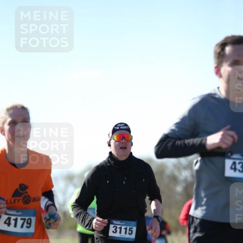 06.04.2025 - 44. Internationalen Wilhelmsburger Insellauf Jannik Wohlers http://msf.ph/oto/7600053 06.04.2025 10:41:25 Laufen 4179, 3115, 43 meine-sportfotos.de