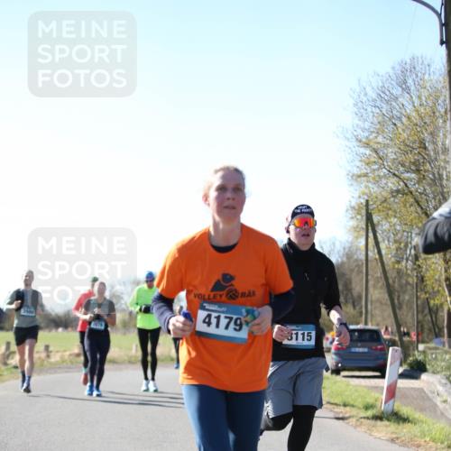 06.04.2025 - 44. Internationalen Wilhelmsburger Insellauf Jannik Wohlers http://msf.ph/oto/7600086 06.04.2025 10:41:26 Laufen 3980, 1979, 4179, 3115 meine-sportfotos.de