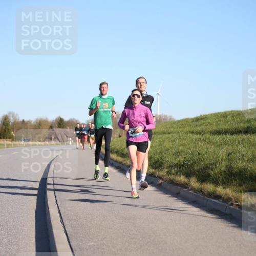 06.04.2025 - 44. Internationalen Wilhelmsburger Insellauf Jannik Wohlers http://msf.ph/oto/7600096 06.04.2025 09:18:53 Laufen  meine-sportfotos.de