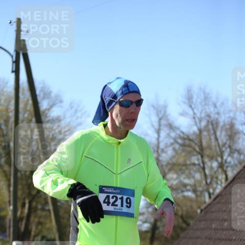 06.04.2025 - 44. Internationalen Wilhelmsburger Insellauf Jannik Wohlers http://msf.ph/oto/7600181 06.04.2025 10:41:34 Laufen 4219 meine-sportfotos.de