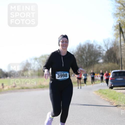 06.04.2025 - 44. Internationalen Wilhelmsburger Insellauf Jannik Wohlers http://msf.ph/oto/7600263 06.04.2025 10:41:43 Laufen 3998 meine-sportfotos.de