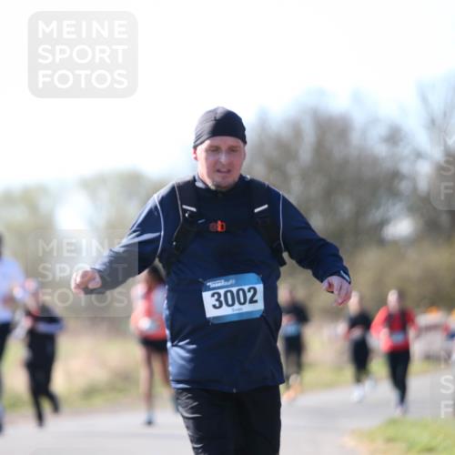 06.04.2025 - 44. Internationalen Wilhelmsburger Insellauf Jannik Wohlers http://msf.ph/oto/7600285 06.04.2025 10:41:45 Laufen 3002 meine-sportfotos.de