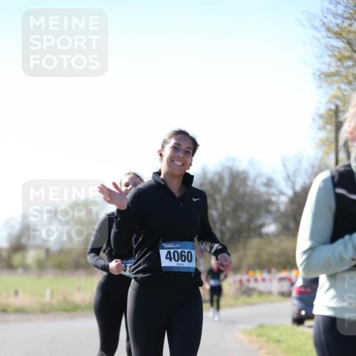 06.04.2025 - 44. Internationalen Wilhelmsburger Insellauf Jannik Wohlers http://msf.ph/oto/7600379 06.04.2025 10:42:01 Laufen 4060 meine-sportfotos.de