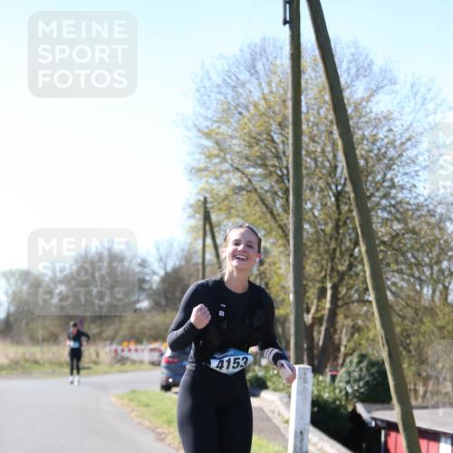 06.04.2025 - 44. Internationalen Wilhelmsburger Insellauf Jannik Wohlers http://msf.ph/oto/7600400 06.04.2025 10:42:02 Laufen 4153 meine-sportfotos.de