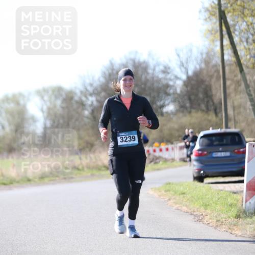 06.04.2025 - 44. Internationalen Wilhelmsburger Insellauf Jannik Wohlers http://msf.ph/oto/7600424 06.04.2025 10:42:12 Laufen 3239 meine-sportfotos.de