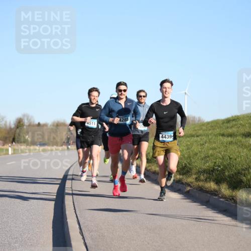 06.04.2025 - 44. Internationalen Wilhelmsburger Insellauf Jannik Wohlers http://msf.ph/oto/7600469 06.04.2025 09:19:03 Laufen 4511, 4285, 44394 meine-sportfotos.de