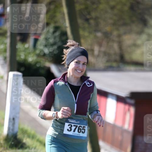 06.04.2025 - 44. Internationalen Wilhelmsburger Insellauf Jannik Wohlers http://msf.ph/oto/7600489 06.04.2025 10:42:25 Laufen 44, 3765 meine-sportfotos.de
