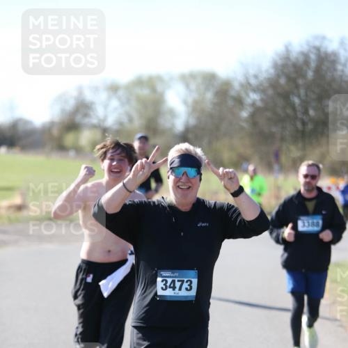 06.04.2025 - 44. Internationalen Wilhelmsburger Insellauf Jannik Wohlers http://msf.ph/oto/7600530 06.04.2025 10:42:34 Laufen 3473, 3388 meine-sportfotos.de