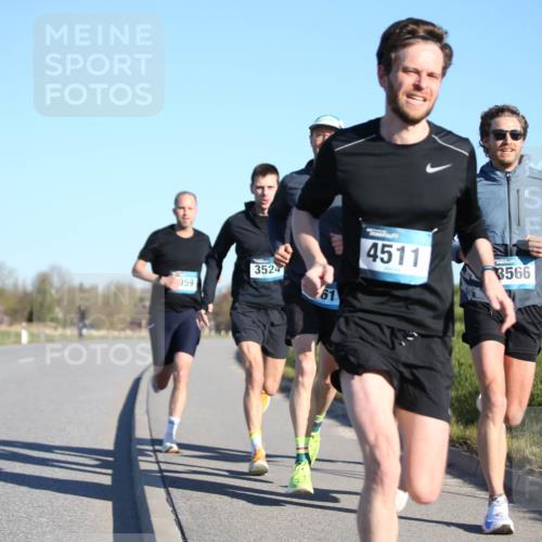 06.04.2025 - 44. Internationalen Wilhelmsburger Insellauf Jannik Wohlers http://msf.ph/oto/7600572 06.04.2025 09:19:05 Laufen 959, 3524, 4511, 3566 meine-sportfotos.de