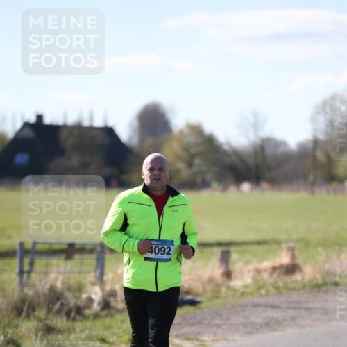 06.04.2025 - 44. Internationalen Wilhelmsburger Insellauf Jannik Wohlers http://msf.ph/oto/7600574 06.04.2025 10:42:45 Laufen 4092 meine-sportfotos.de