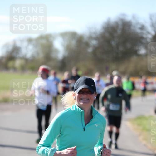 06.04.2025 - 44. Internationalen Wilhelmsburger Insellauf Jannik Wohlers http://msf.ph/oto/7600673 06.04.2025 10:42:59 Laufen 44, 4143 meine-sportfotos.de