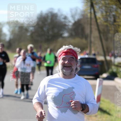 06.04.2025 - 44. Internationalen Wilhelmsburger Insellauf Jannik Wohlers http://msf.ph/oto/7600720 06.04.2025 10:43:03 Laufen 4539 meine-sportfotos.de