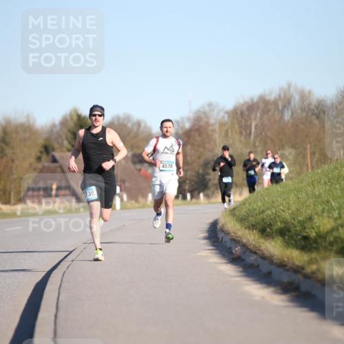 06.04.2025 - 44. Internationalen Wilhelmsburger Insellauf Jannik Wohlers http://msf.ph/oto/7600724 06.04.2025 09:19:21 Laufen 1739, 4570 meine-sportfotos.de