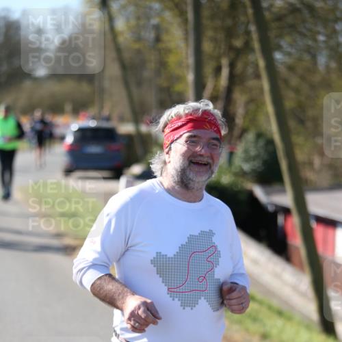 06.04.2025 - 44. Internationalen Wilhelmsburger Insellauf Jannik Wohlers http://msf.ph/oto/7600736 06.04.2025 10:43:04 Laufen 4539 meine-sportfotos.de