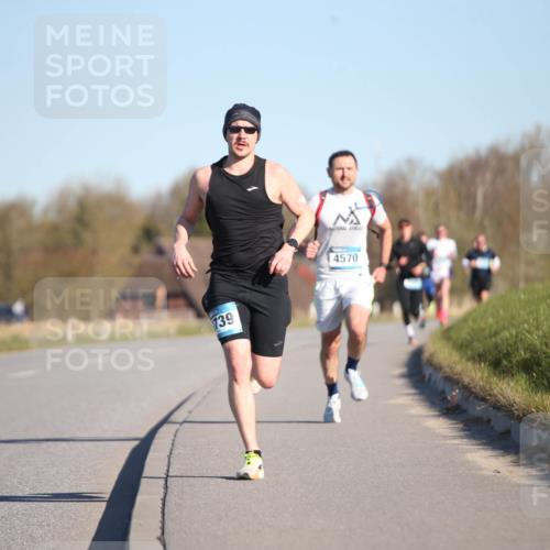 06.04.2025 - 44. Internationalen Wilhelmsburger Insellauf Jannik Wohlers http://msf.ph/oto/7600765 06.04.2025 09:19:24 Laufen 739, 4570 meine-sportfotos.de
