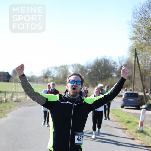 06.04.2025 - 44. Internationalen Wilhelmsburger Insellauf Jannik Wohlers http://msf.ph/oto/7600767 06.04.2025 10:43:06 Laufen 427 meine-sportfotos.de