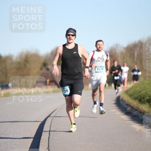 06.04.2025 - 44. Internationalen Wilhelmsburger Insellauf Jannik Wohlers http://msf.ph/oto/7600771 06.04.2025 09:19:24 Laufen 739, 4570 meine-sportfotos.de