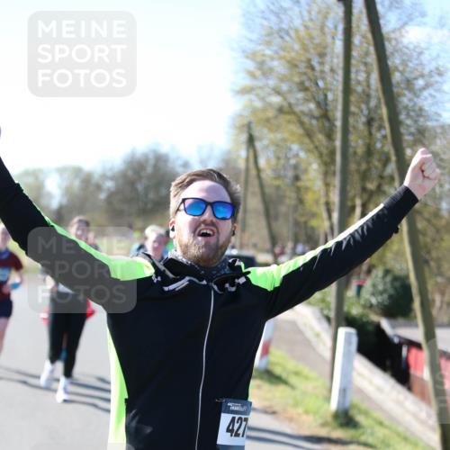 06.04.2025 - 44. Internationalen Wilhelmsburger Insellauf Jannik Wohlers http://msf.ph/oto/7600787 06.04.2025 10:43:06 Laufen 44, 427 meine-sportfotos.de