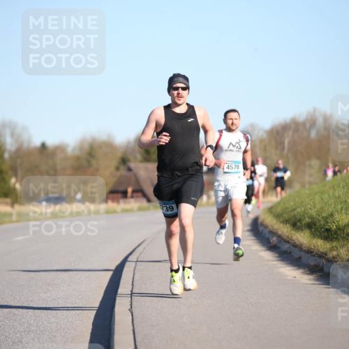 06.04.2025 - 44. Internationalen Wilhelmsburger Insellauf Jannik Wohlers http://msf.ph/oto/7600816 06.04.2025 09:19:25 Laufen 739, 4570 meine-sportfotos.de