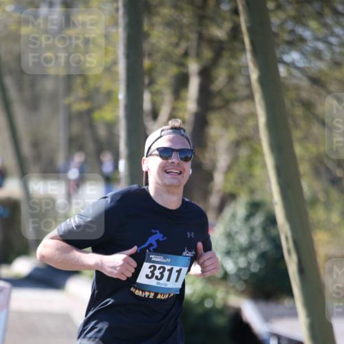 06.04.2025 - 44. Internationalen Wilhelmsburger Insellauf Jannik Wohlers http://msf.ph/oto/7600881 06.04.2025 10:43:17 Laufen 3311 meine-sportfotos.de