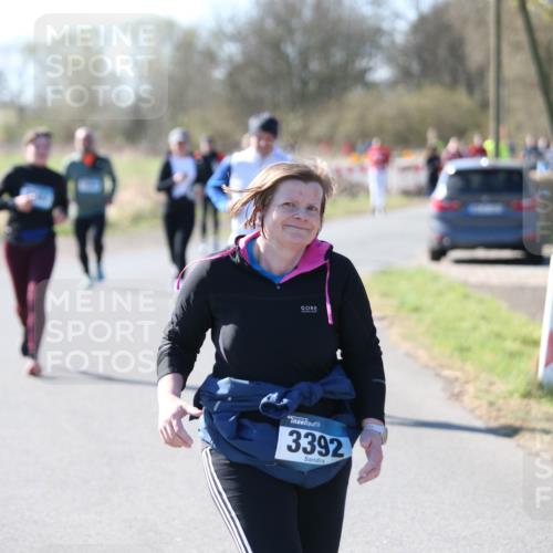 06.04.2025 - 44. Internationalen Wilhelmsburger Insellauf Jannik Wohlers http://msf.ph/oto/7601094 06.04.2025 10:43:51 Laufen 3392 meine-sportfotos.de