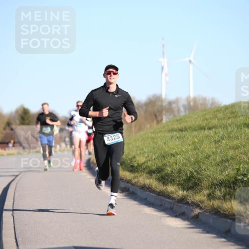 06.04.2025 - 44. Internationalen Wilhelmsburger Insellauf Jannik Wohlers http://msf.ph/oto/7601169 06.04.2025 09:19:36 Laufen 3600, 4325 meine-sportfotos.de