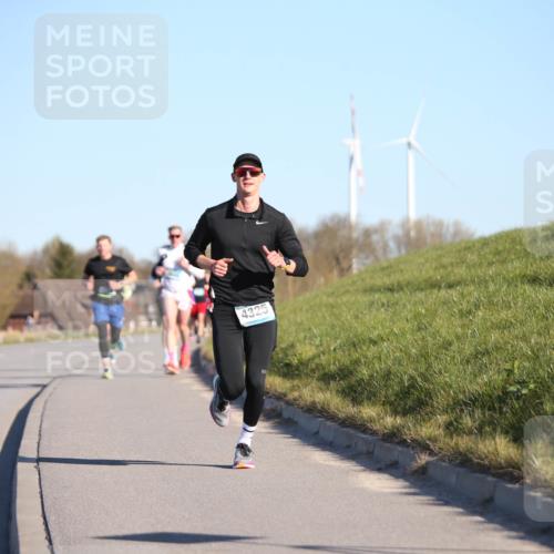06.04.2025 - 44. Internationalen Wilhelmsburger Insellauf Jannik Wohlers http://msf.ph/oto/7601179 06.04.2025 09:19:36 Laufen 4325 meine-sportfotos.de
