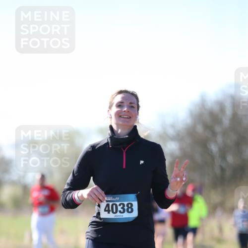 06.04.2025 - 44. Internationalen Wilhelmsburger Insellauf Jannik Wohlers http://msf.ph/oto/7601191 06.04.2025 10:44:03 Laufen 4038 meine-sportfotos.de