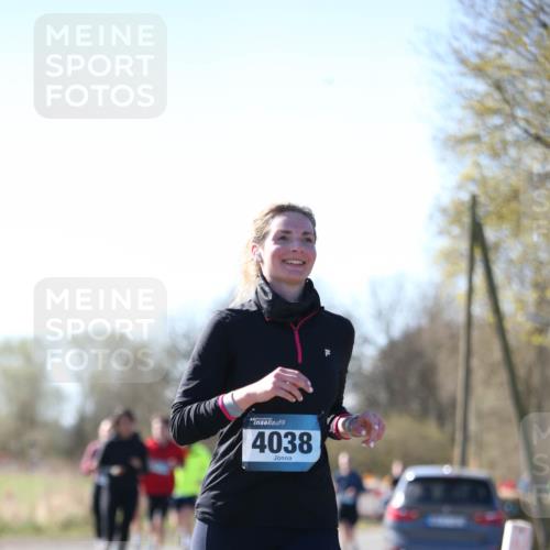 06.04.2025 - 44. Internationalen Wilhelmsburger Insellauf Jannik Wohlers http://msf.ph/oto/7601200 06.04.2025 10:44:04 Laufen 4038 meine-sportfotos.de