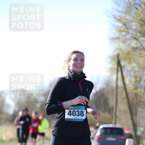 06.04.2025 - 44. Internationalen Wilhelmsburger Insellauf Jannik Wohlers http://msf.ph/oto/7601202 06.04.2025 10:44:04 Laufen 4038 meine-sportfotos.de