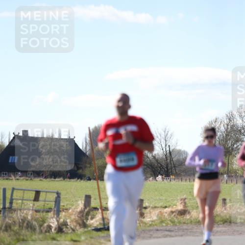 06.04.2025 - 44. Internationalen Wilhelmsburger Insellauf Jannik Wohlers http://msf.ph/oto/7601210 06.04.2025 10:44:09 Laufen  meine-sportfotos.de